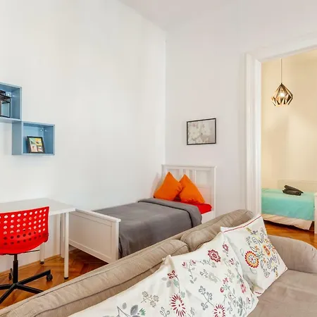 Apartment Spacious Synagogue